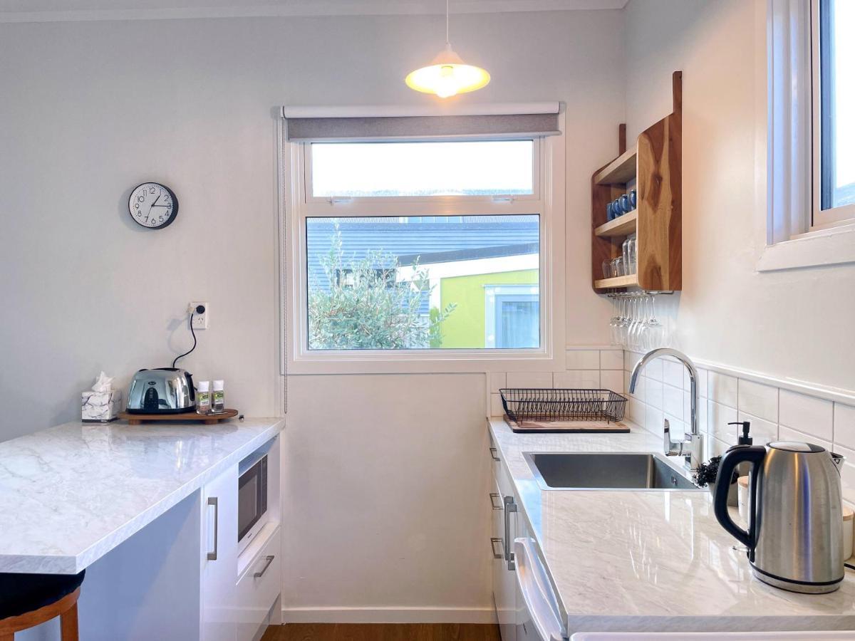 Cozy N Comfortable,5 Mins To Airport Villa Wellington Eksteriør bilde