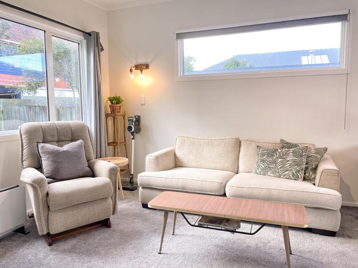 Cozy N Comfortable,5 Mins To Airport Villa Wellington Eksteriør bilde