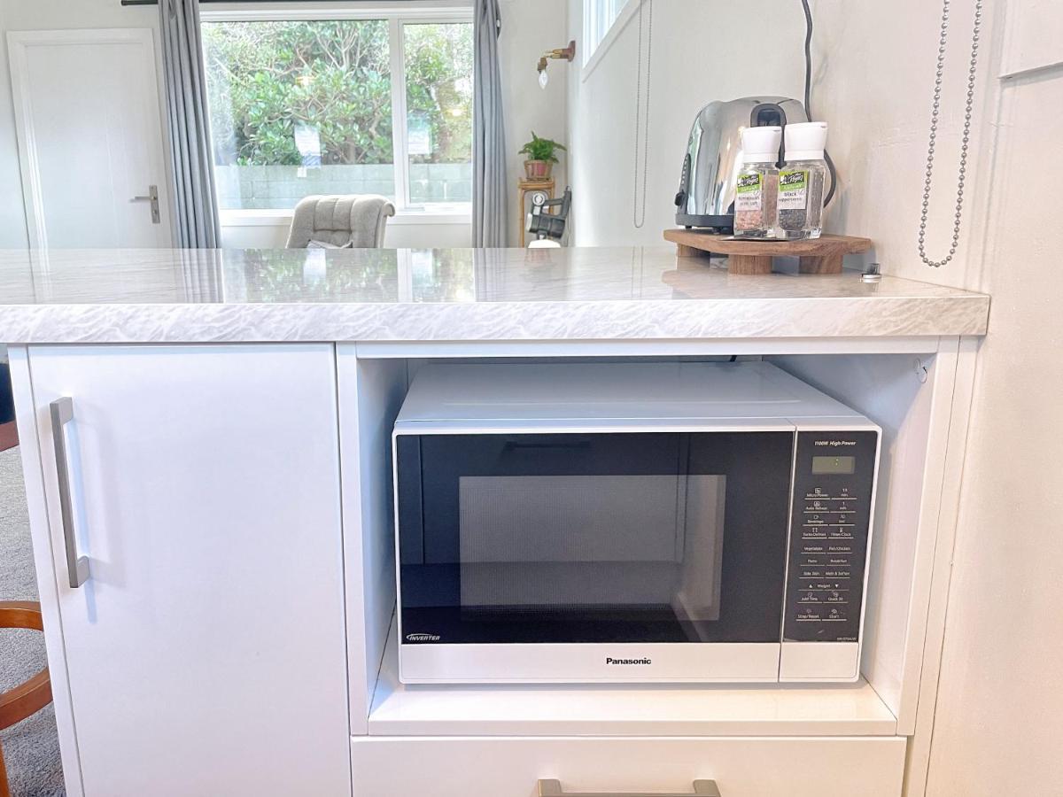 Cozy N Comfortable,5 Mins To Airport Villa Wellington Eksteriør bilde